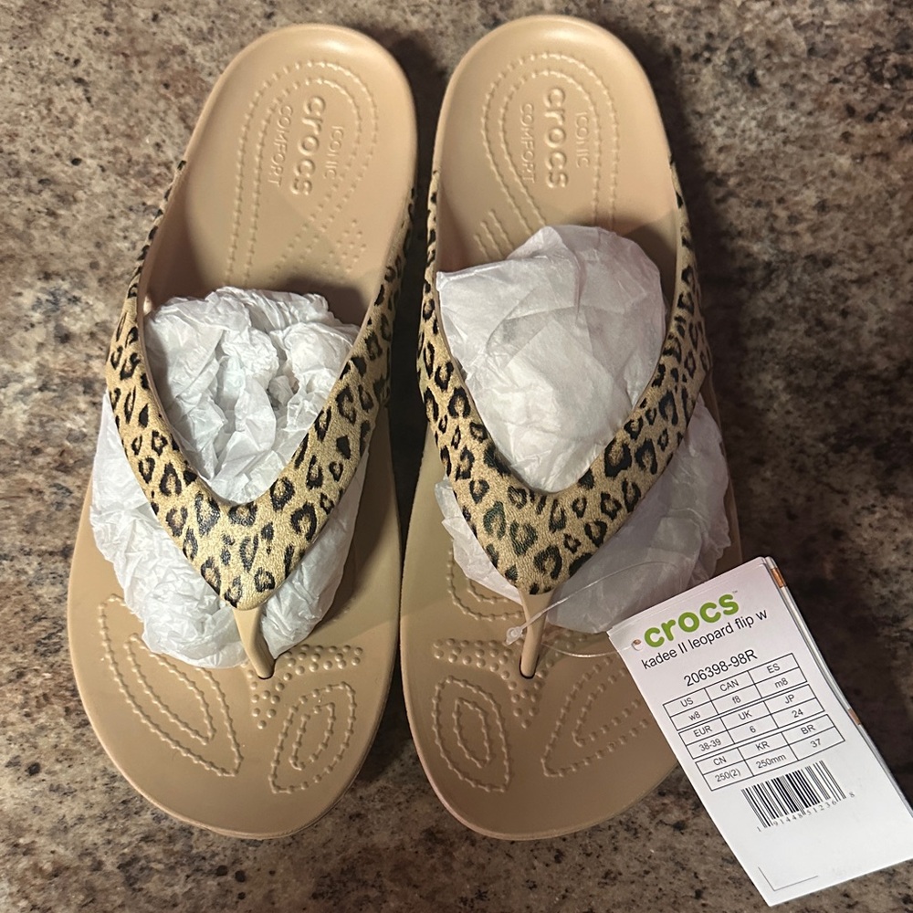 CROCS Tan Leopard Print Flip Flops